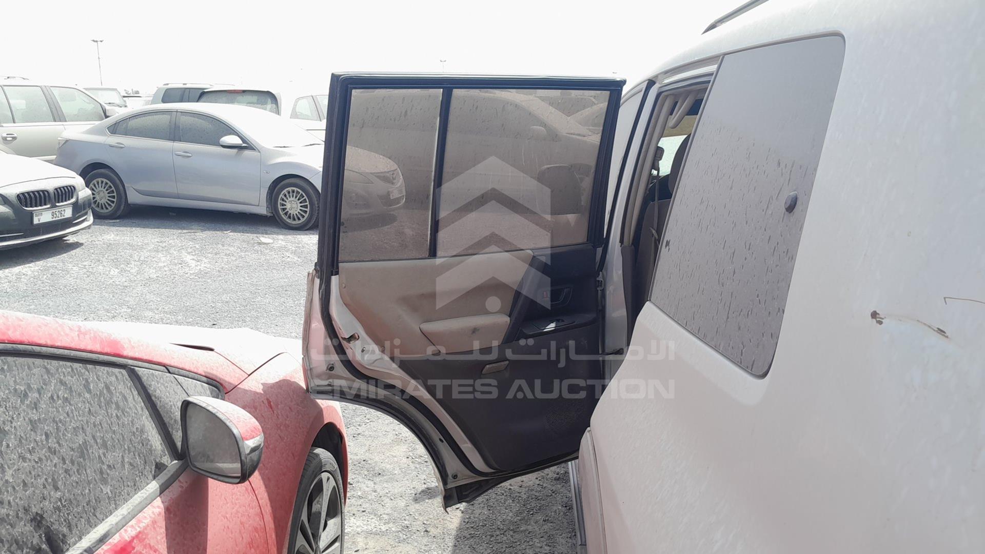 2005 MITSUBISHI PAJERO VIN: JMYLRV73W5J706988