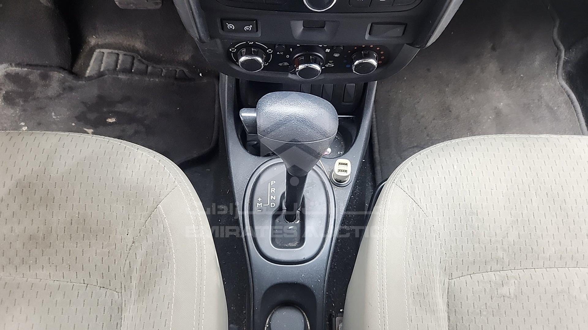2017 RENAULT DUSTER VIN: VF1HSRCH9HA531771