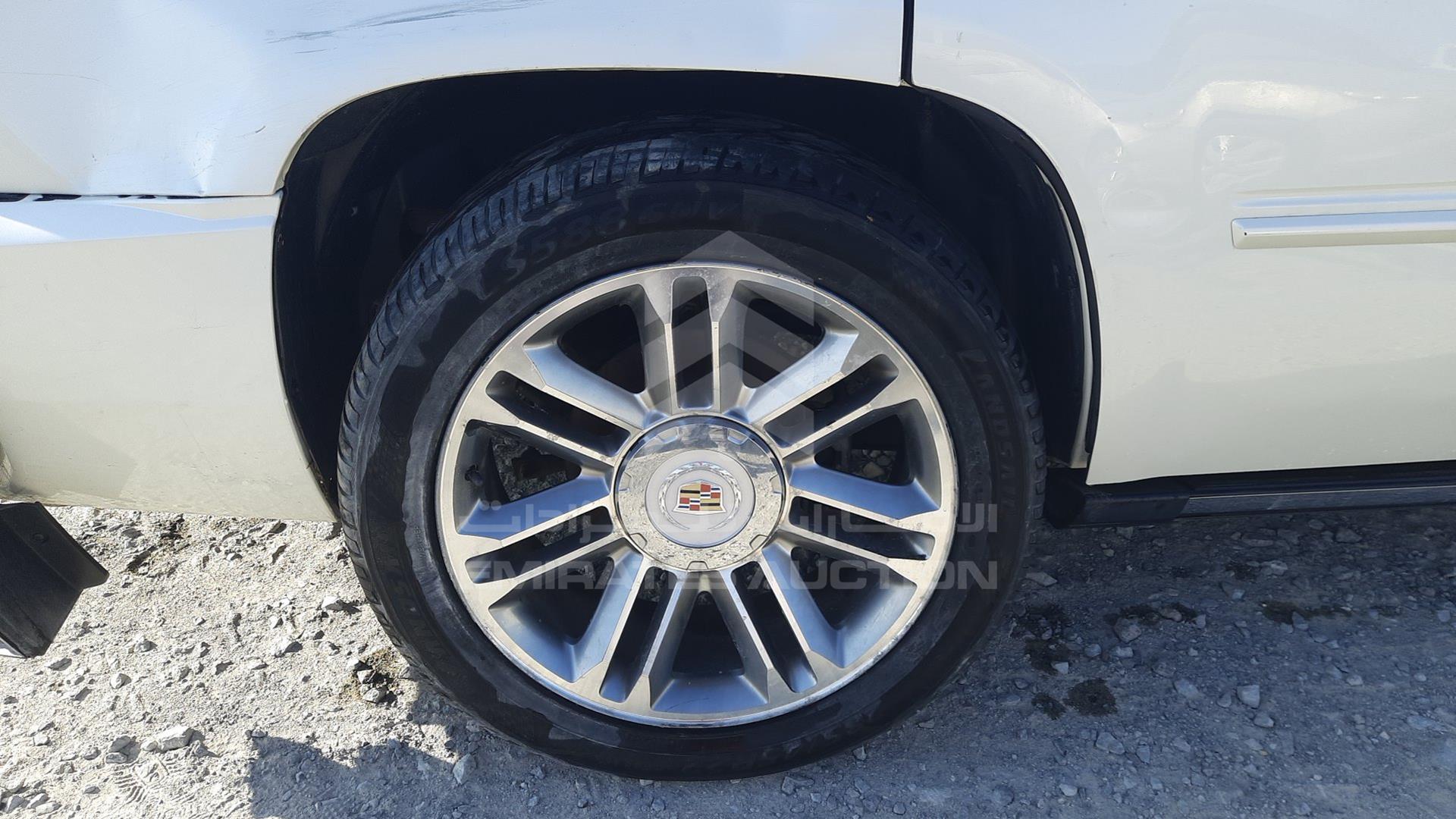 2014 CADILLAC ESCALADE VIN: 1GYS47EF1ER228959