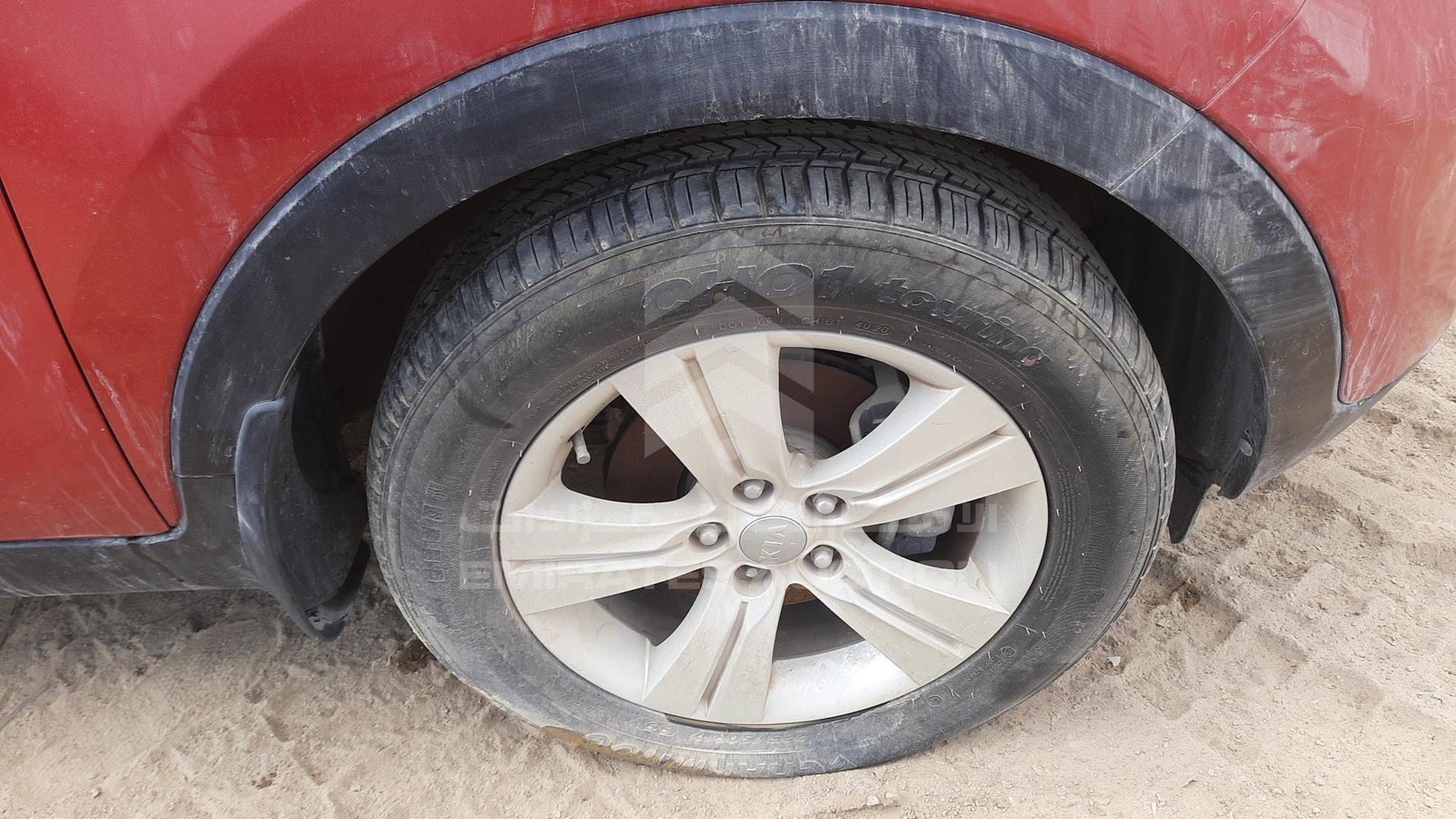 2014 KIA SPORTAGE VIN: KNAPB8129E7481403