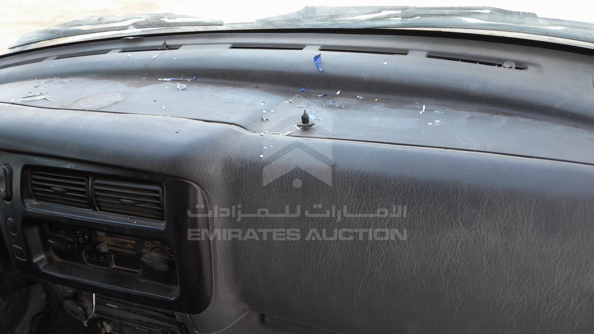 2005 MITSUBISHI L 200 VIN: MMBJNK6205D023027