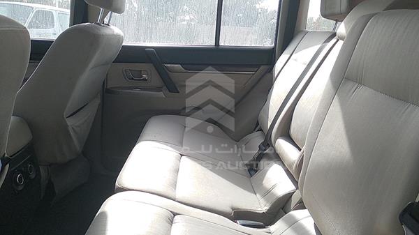 JMYLRV95WEJ718993 Mitsubishi Pajero