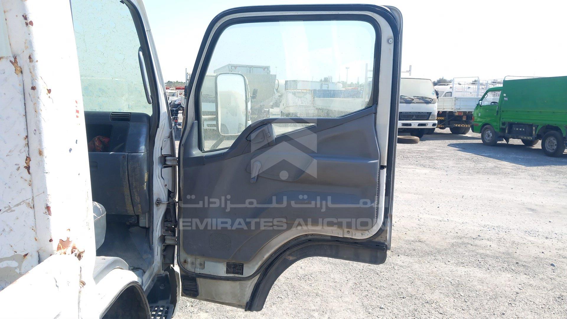 2006 MITSUBISHI CANTER VIN: JL7BCE1J06K015103