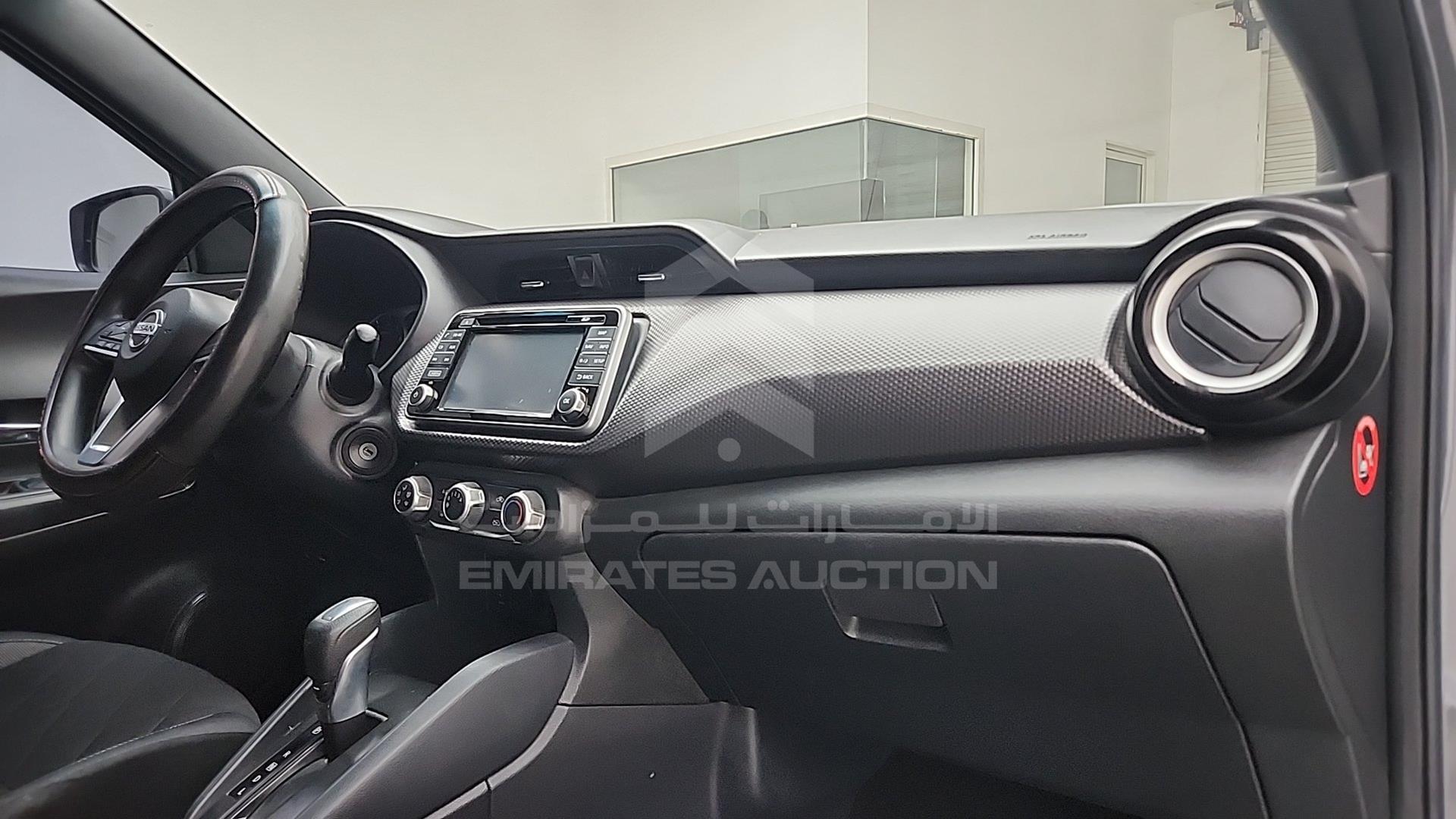 2018 NISSAN KICKS VIN: 3N1CP5C94JL502324
