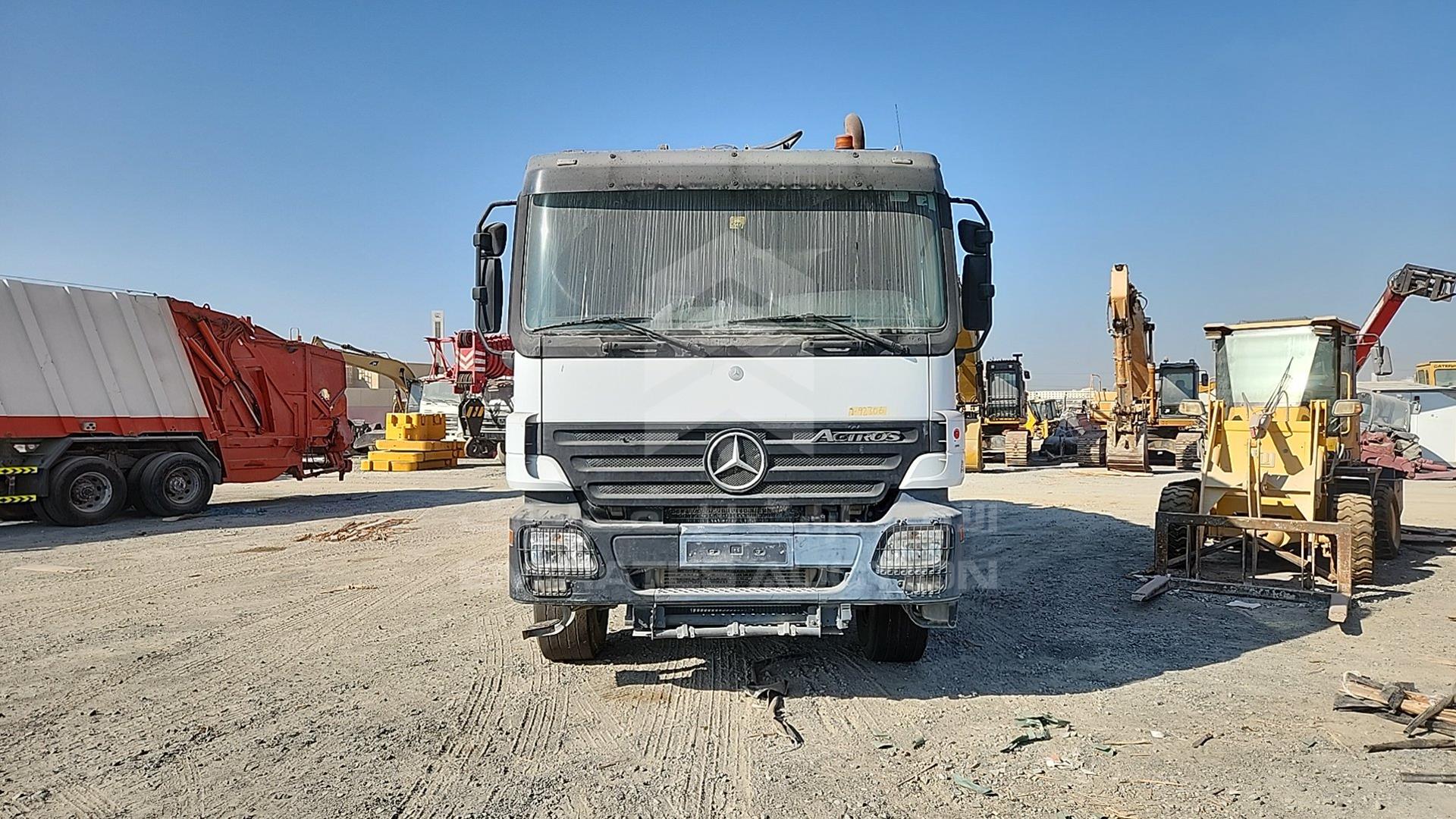 2007 MERCEDES ACTROS VIN: WDAKHCAA57L179240
