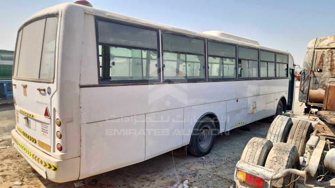 2009 Tata Bus — Rear Right Angle — Photo 9