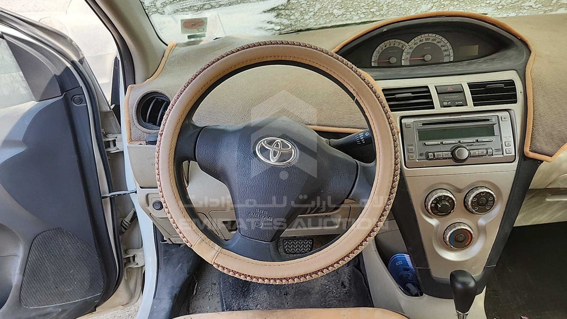2008 TOYOTA YARIS VIN: JTDBW923081084913