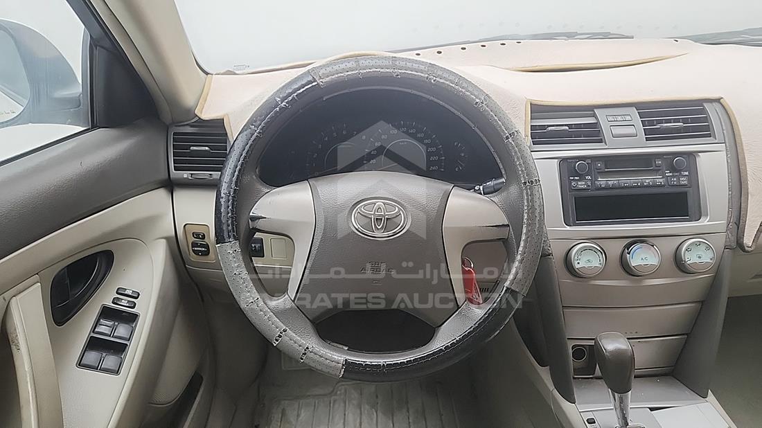 2007 Toyota Camry — Steering & Mounted Controls — Photo 8