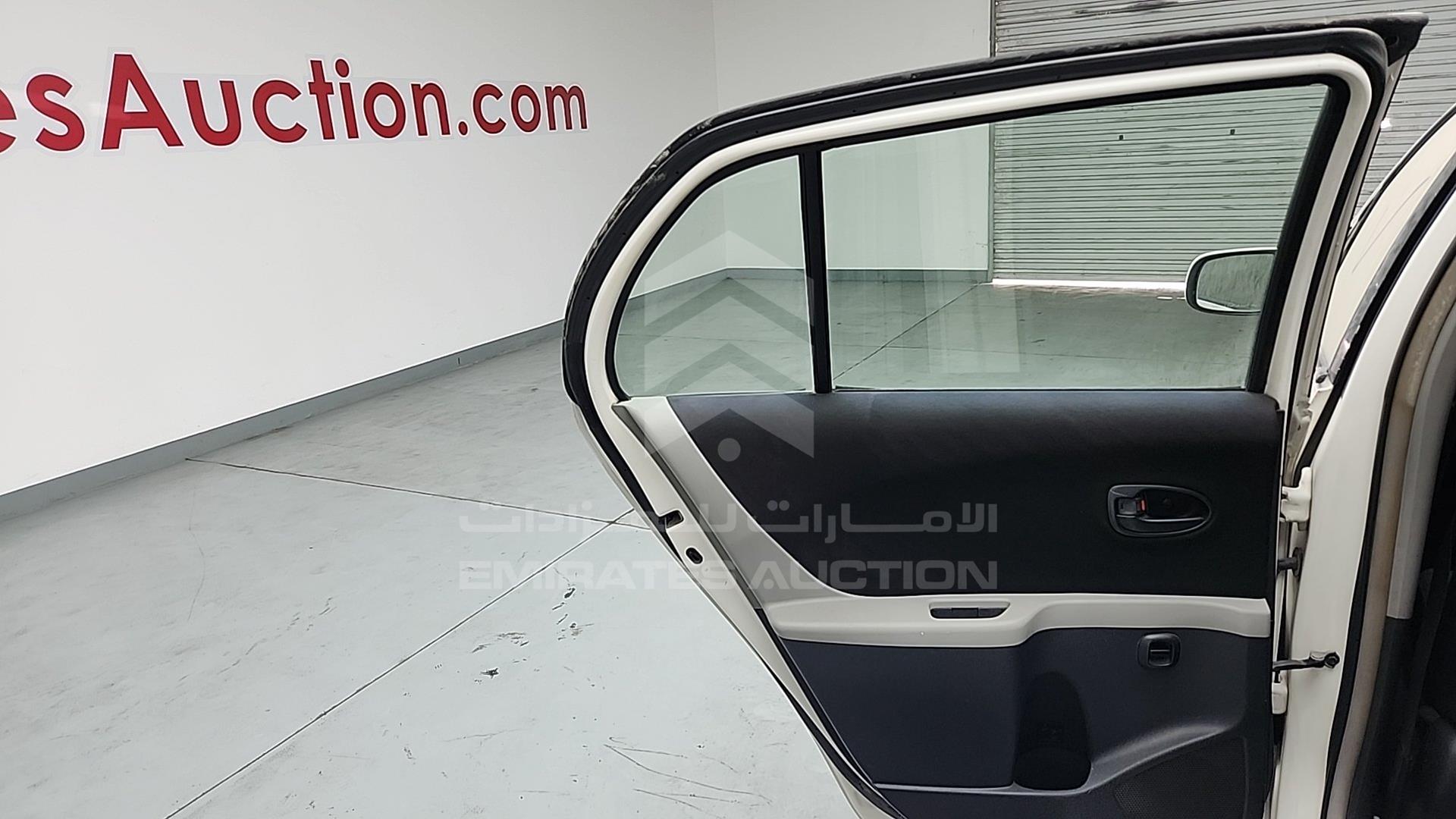 2008 TOYOTA YARIS VIN: JTDKW923085102058