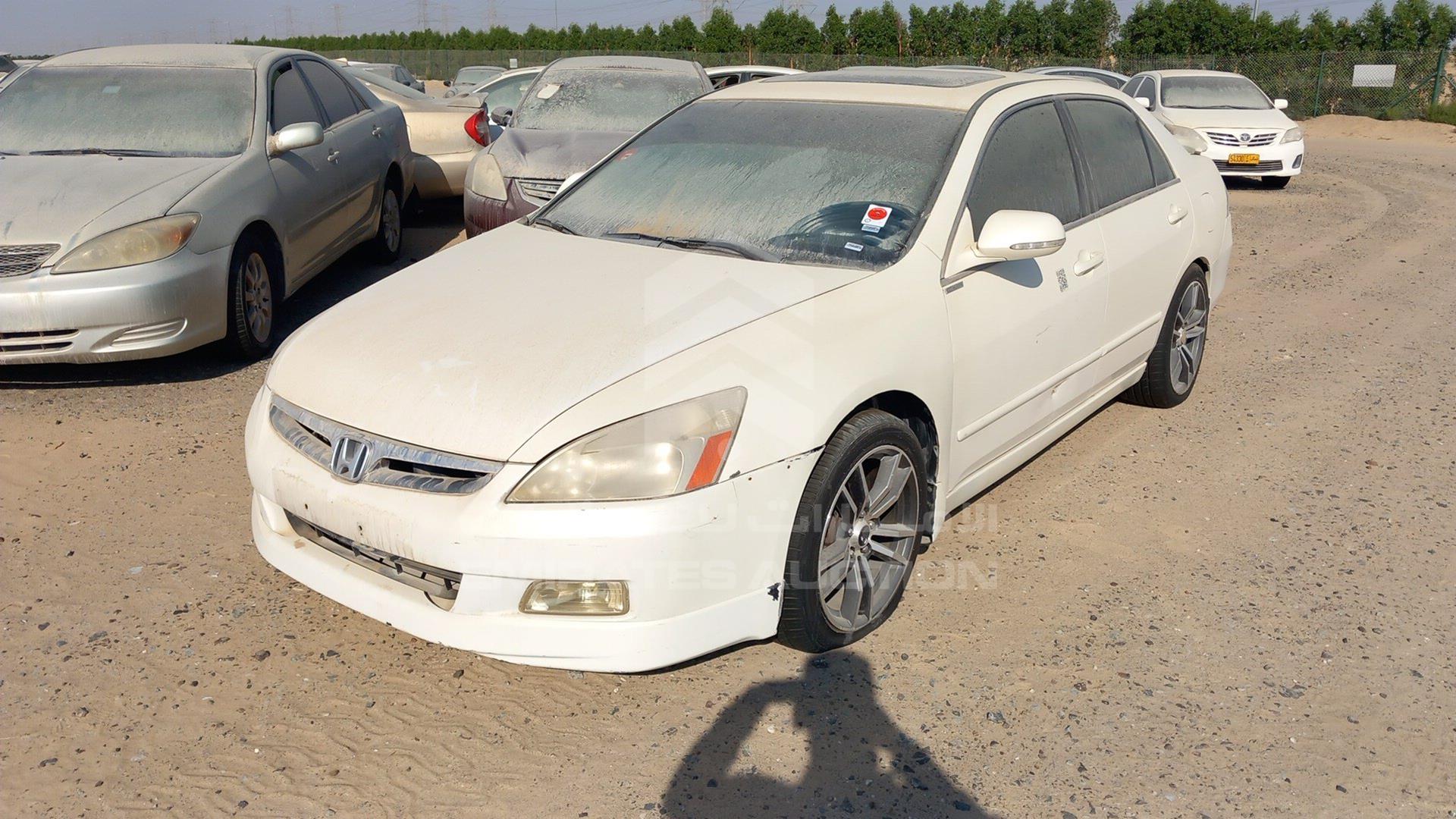 2006 HONDA ACCORD VIN: JHMCM66826C400147
