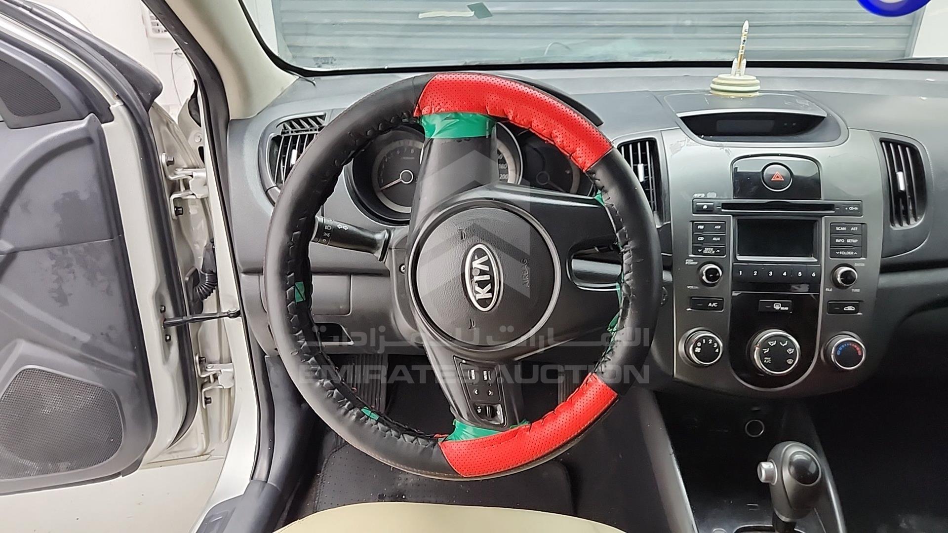 2012 KIA CERATO VIN: KNAFU411BC5962272