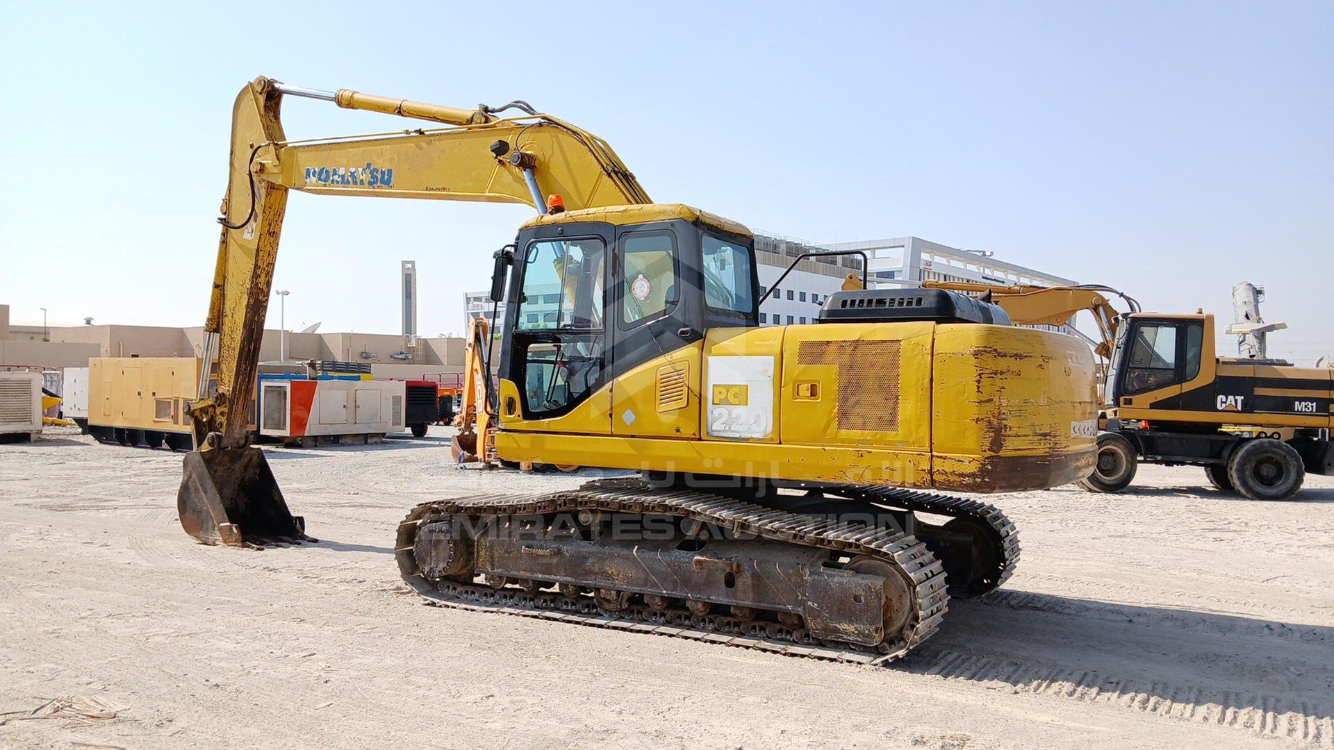 2004 KOMATSU PC220-7 VIN: KMTPC054K02060588