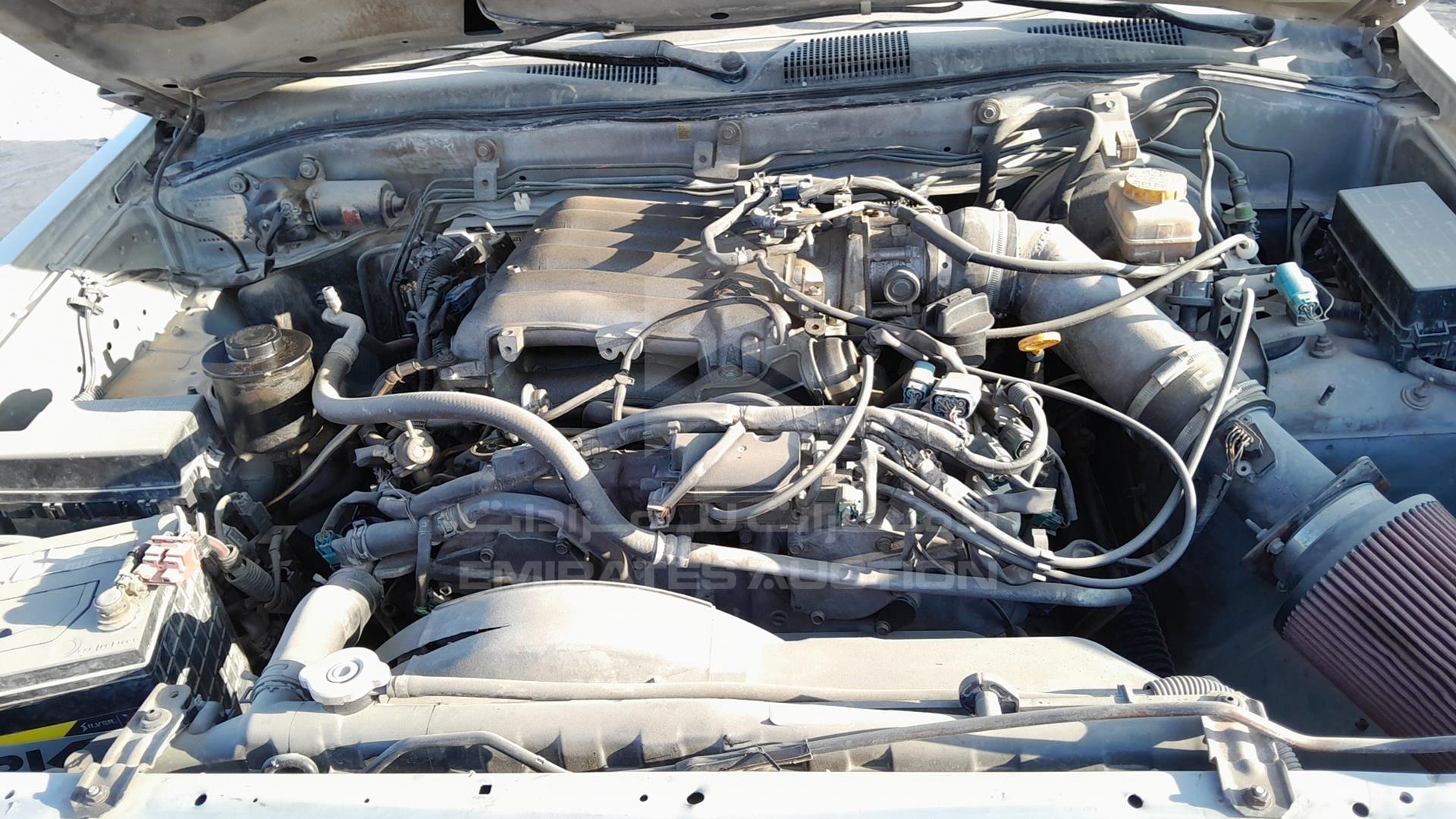 2004 NISSAN PATHFINDER VIN: JN8DR05YX4W700198
