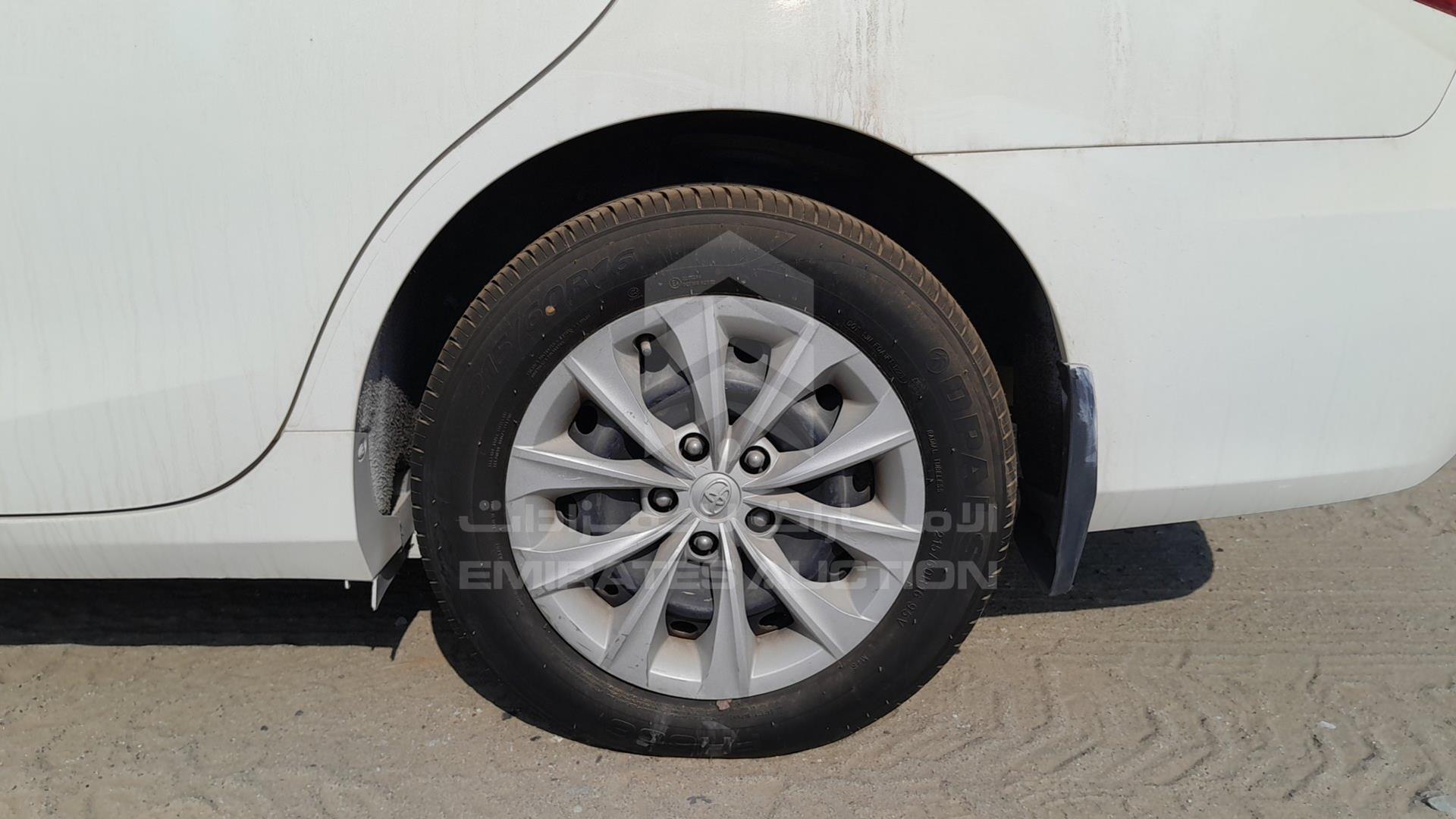2016 TOYOTA CAMRY VIN: 4T1BF1FKXGU266226