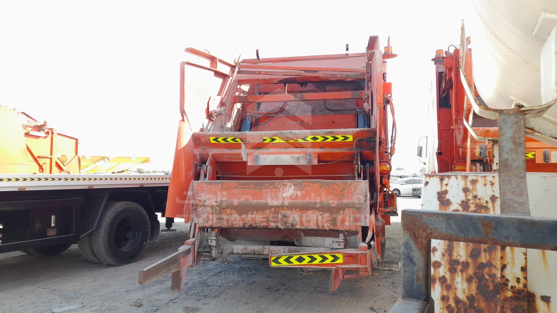 2008 MERCEDES ACTROS VIN: WDAKHCAA58L278979