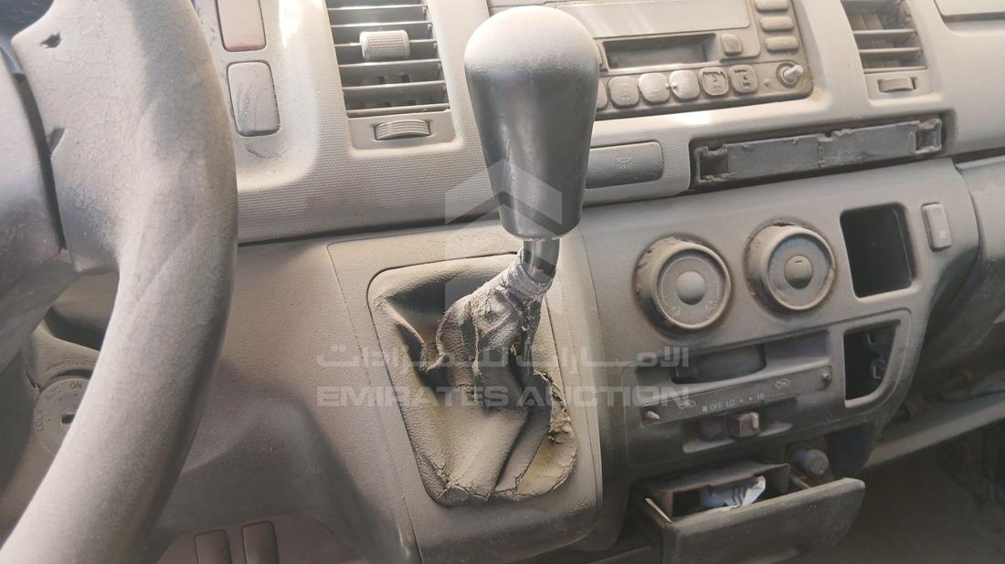 2005 Toyota Hiace — Gear View — Photo 17