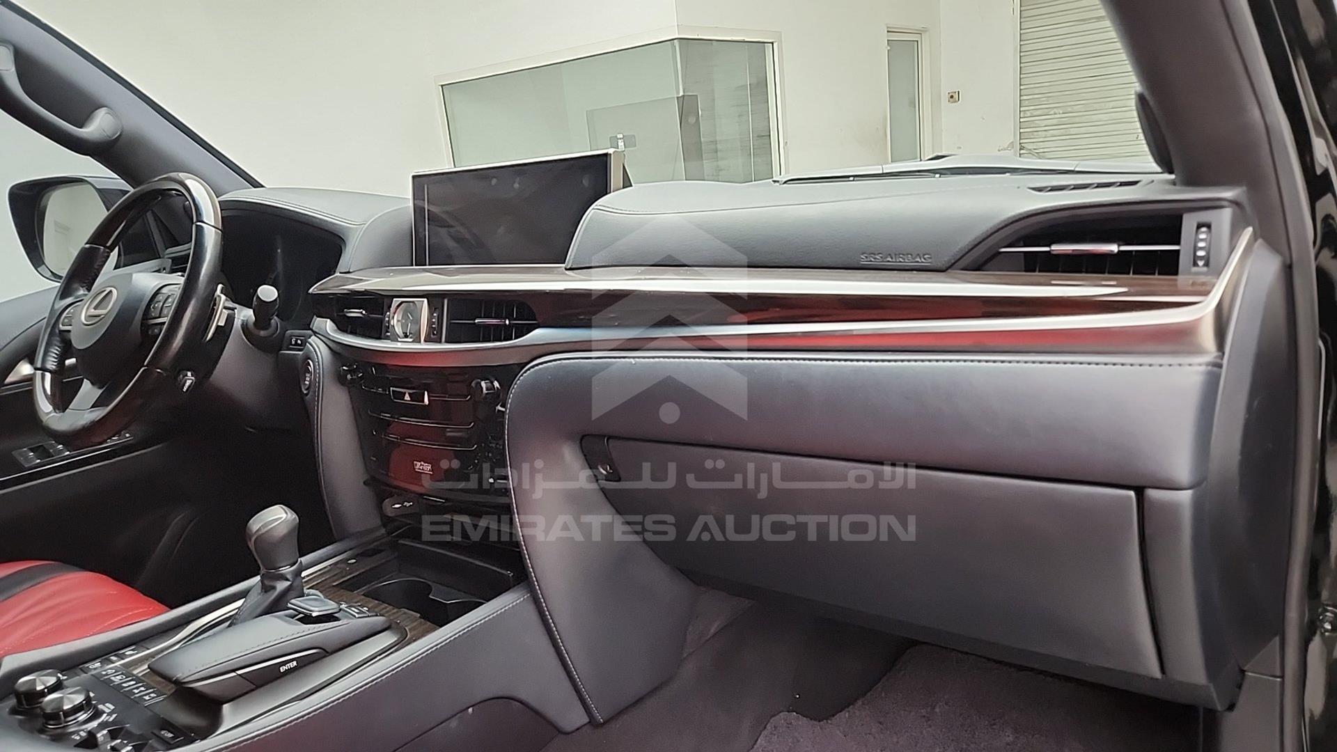 2020 LEXUS LX 570 VIN: JTJHY00W8L4331290