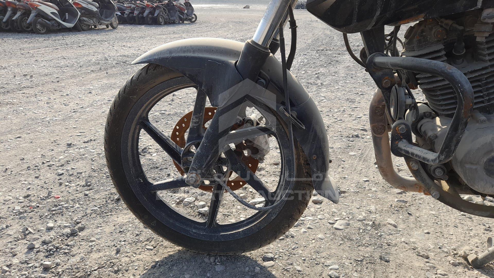 2016 BAJAJ PULSAR 180CC VIN: MD2A12DZ3GCF76693