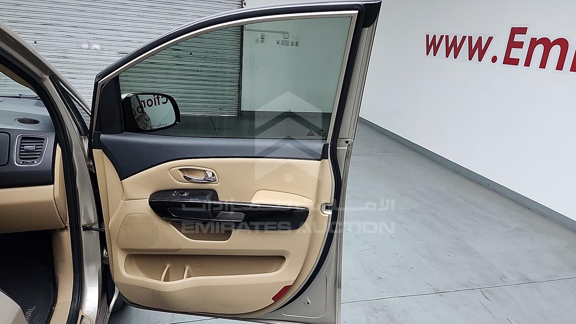 2016 KIA CARNIVAL VIN: KNAMC8121G6169908