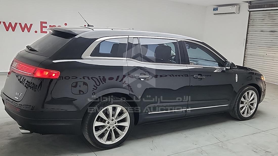 لينكولن MKT 2012 — الزاوية الخلفية اليمنى — صورة 8