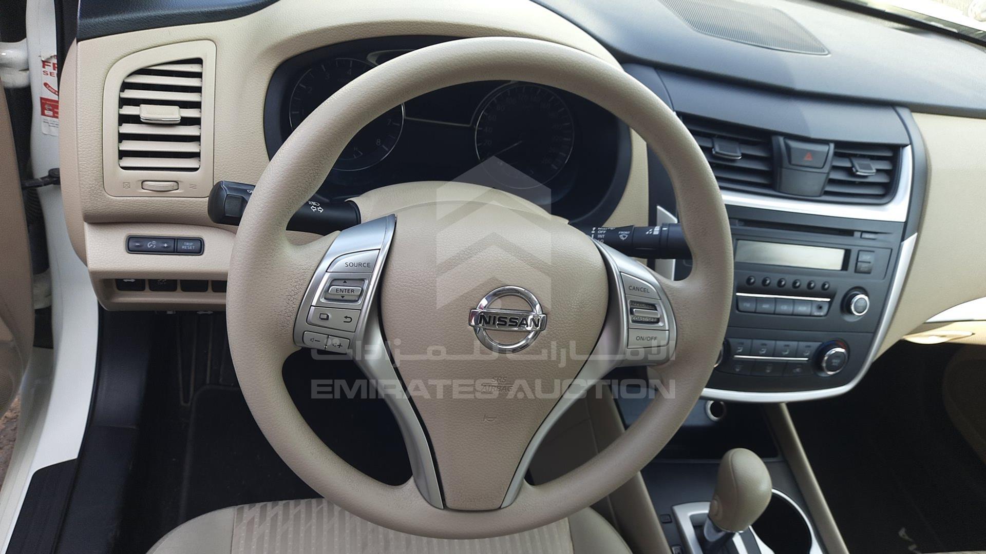 2018 NISSAN ALTIMA VIN: 1N4AL3A9XJC276332