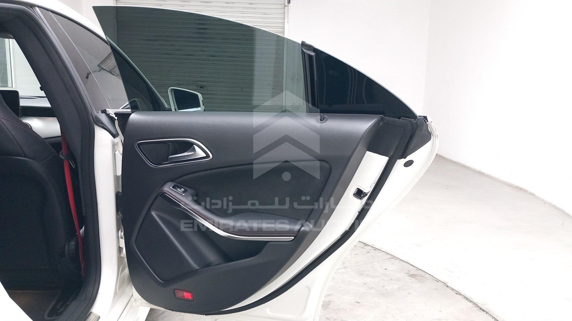 2018 MERCEDES CLA 250 VIN: WDDSJ4GB5JN562281