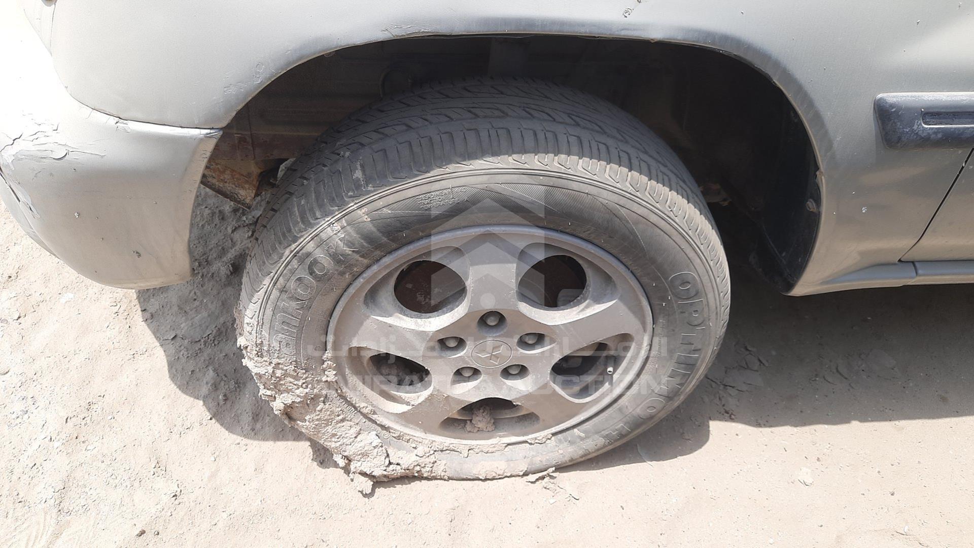 2003 MITSUBISHI PAJERO VIN: JMYLRH77W3Z704312