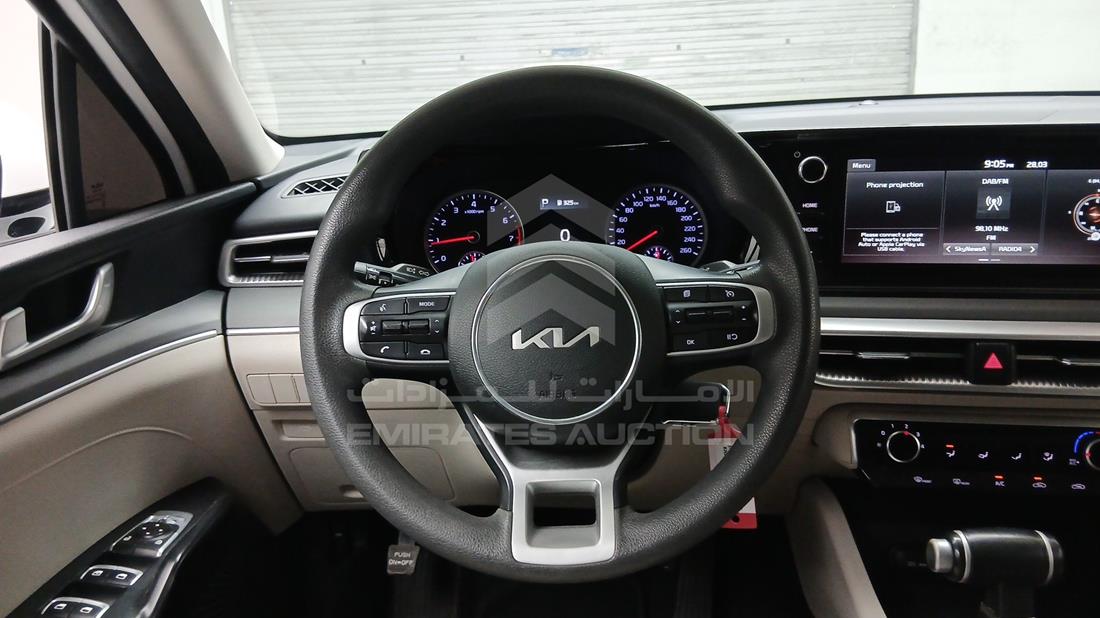 2023 Kia K5 — Steering & Mounted Controls — Photo 13