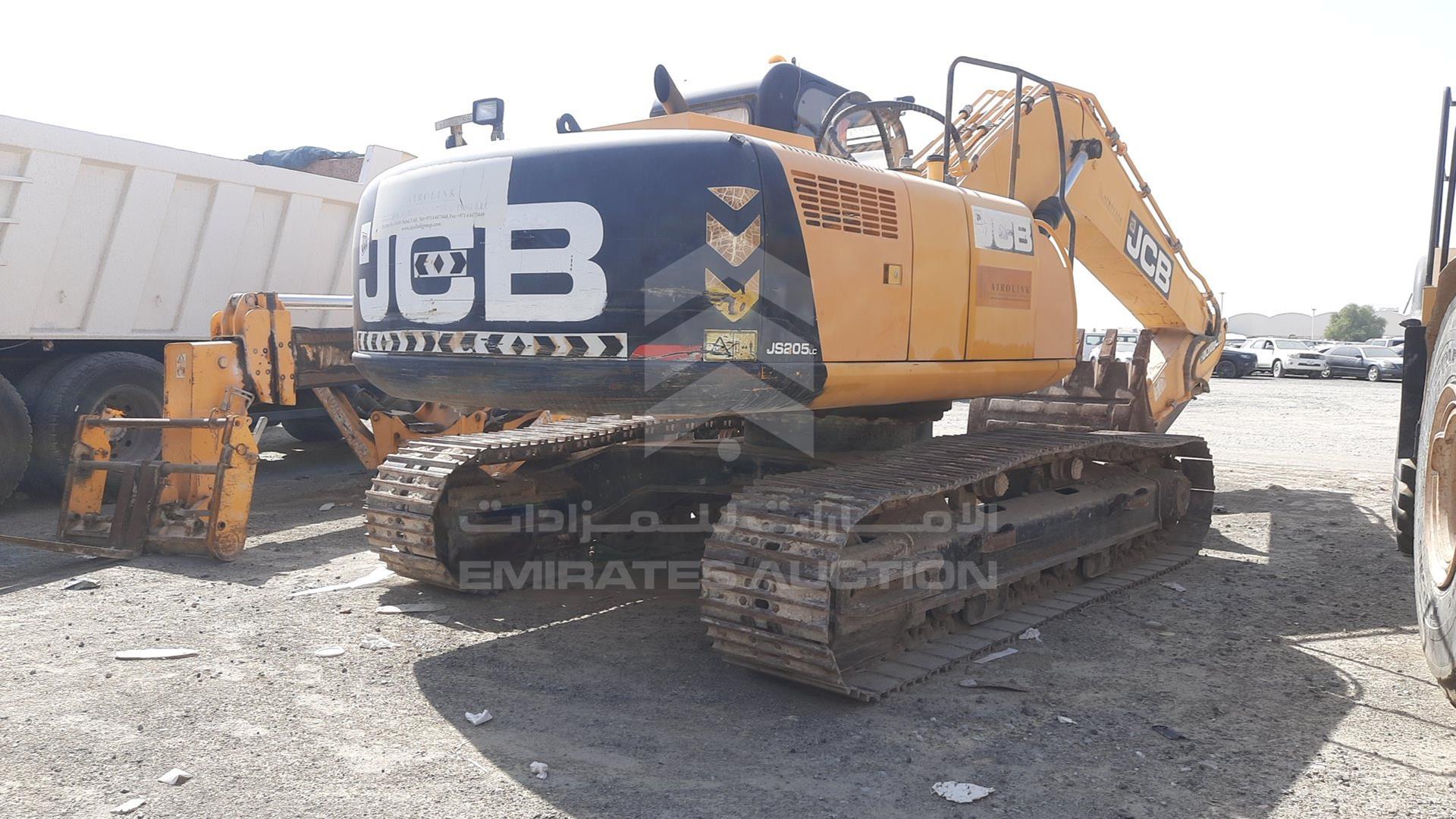 2015 JCB JS205 VIN: PUNJE20BV02359661