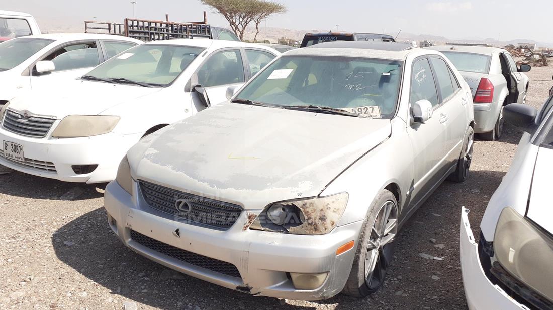 2001 Lexus IS300 for sale in UAE JTHBD182010015770 309237