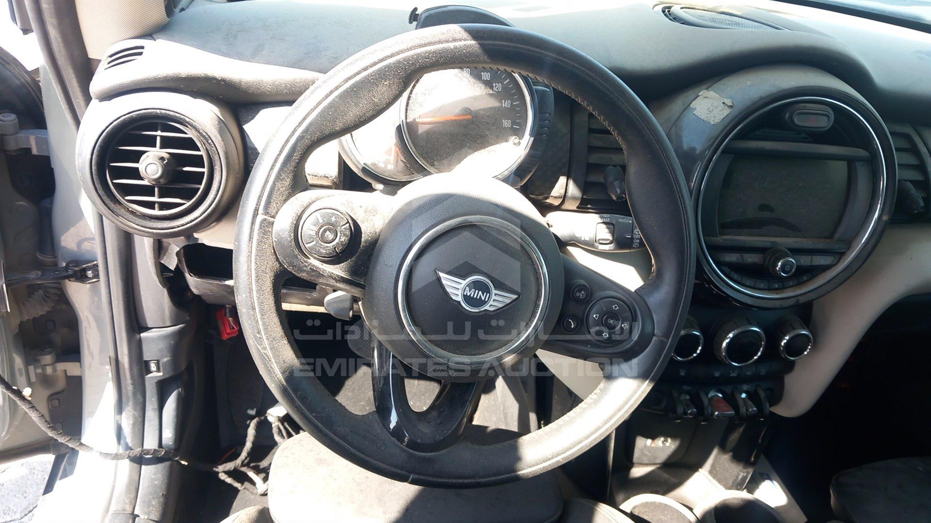 2017 MINI COOPER S VIN: WMWXP7C51H3B93358