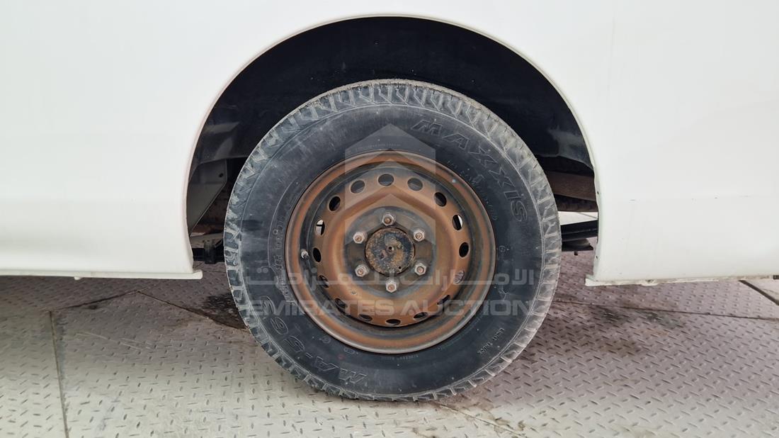 2020 Nissan Urvan — Rear Left Tyre — Photo 24