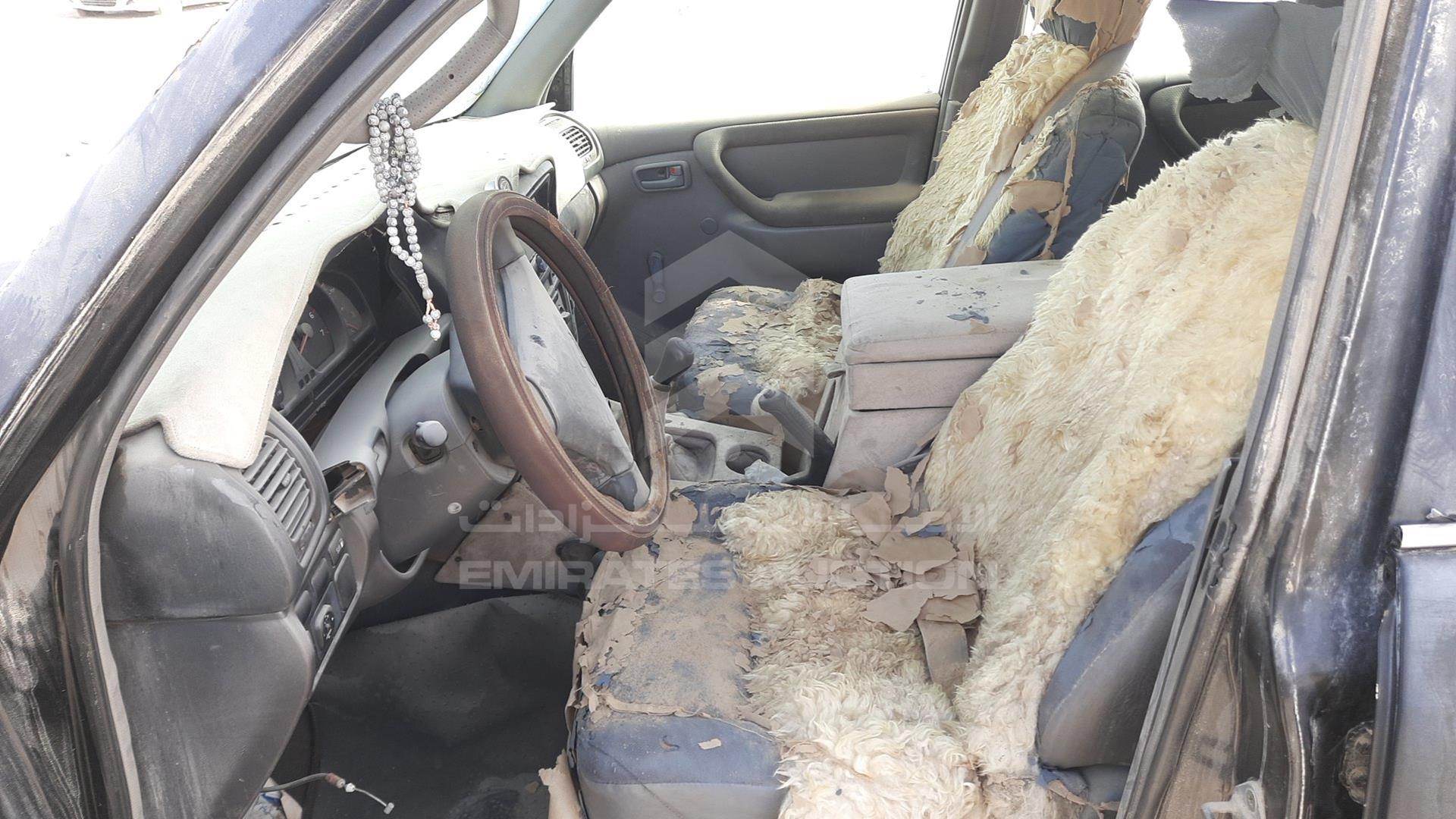 2000 TOYOTA LAND CRUISER VIN: JTCHJ01J0Y0028324