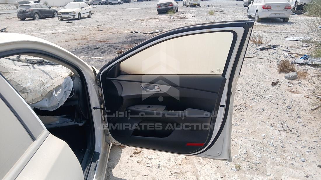 كيا سيراتو 2024 — الباب الأمامي الأيمن — صورة 25