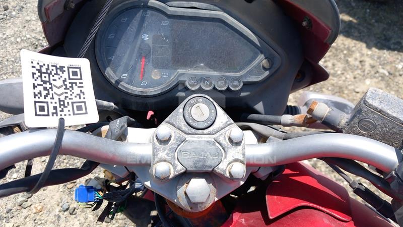 MD2DHJCZZRCB10481 Auction: EmiratesAuction Lot: 406777 MD2DHJCZZRCB10481 Bajaj Pulsar 200 CC 2008 RED Photo 4