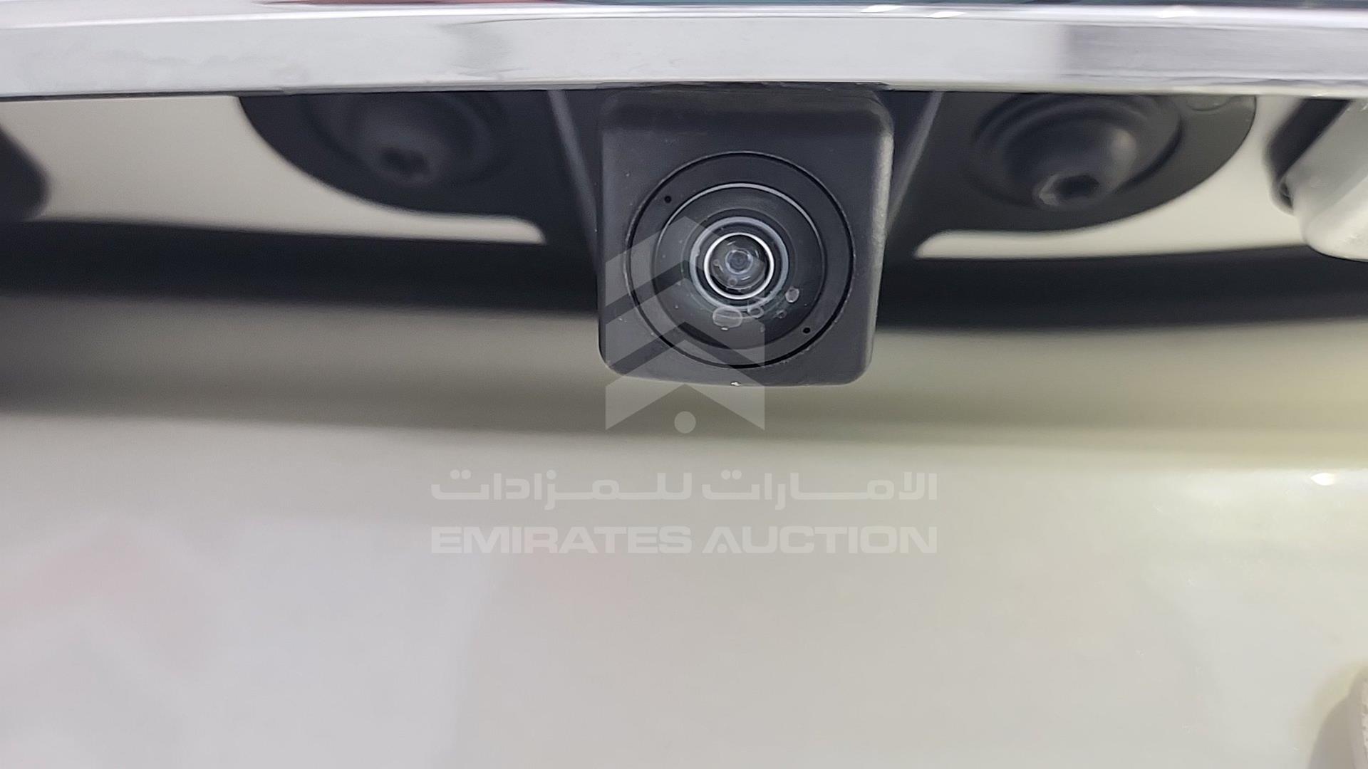 2020 TOYOTA LAND CRUISER VIN: JTMHY05J6L4088532