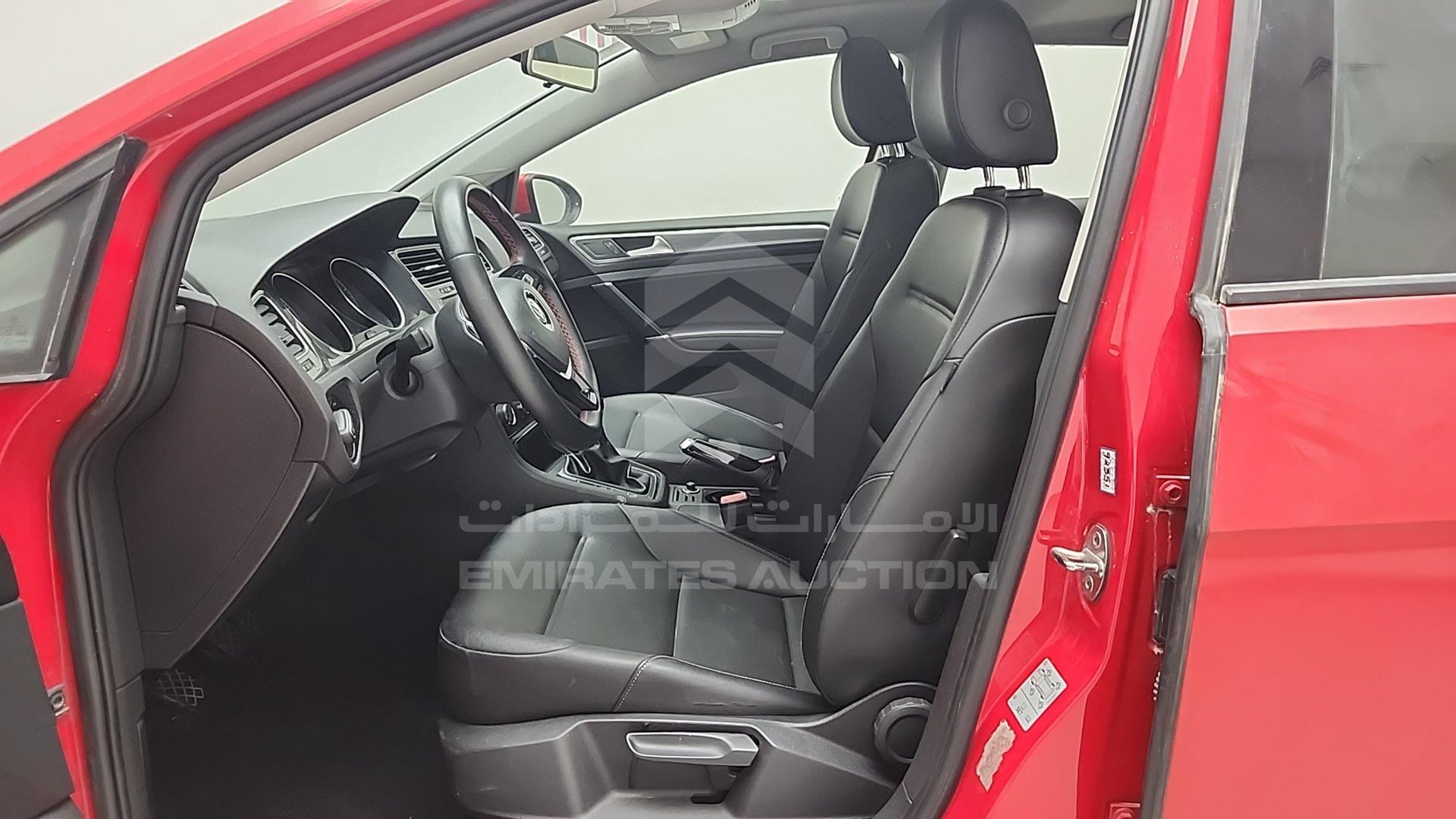 2018 VOLKSWAGEN GOLF VIN: 3VWWB6AUXJM261513