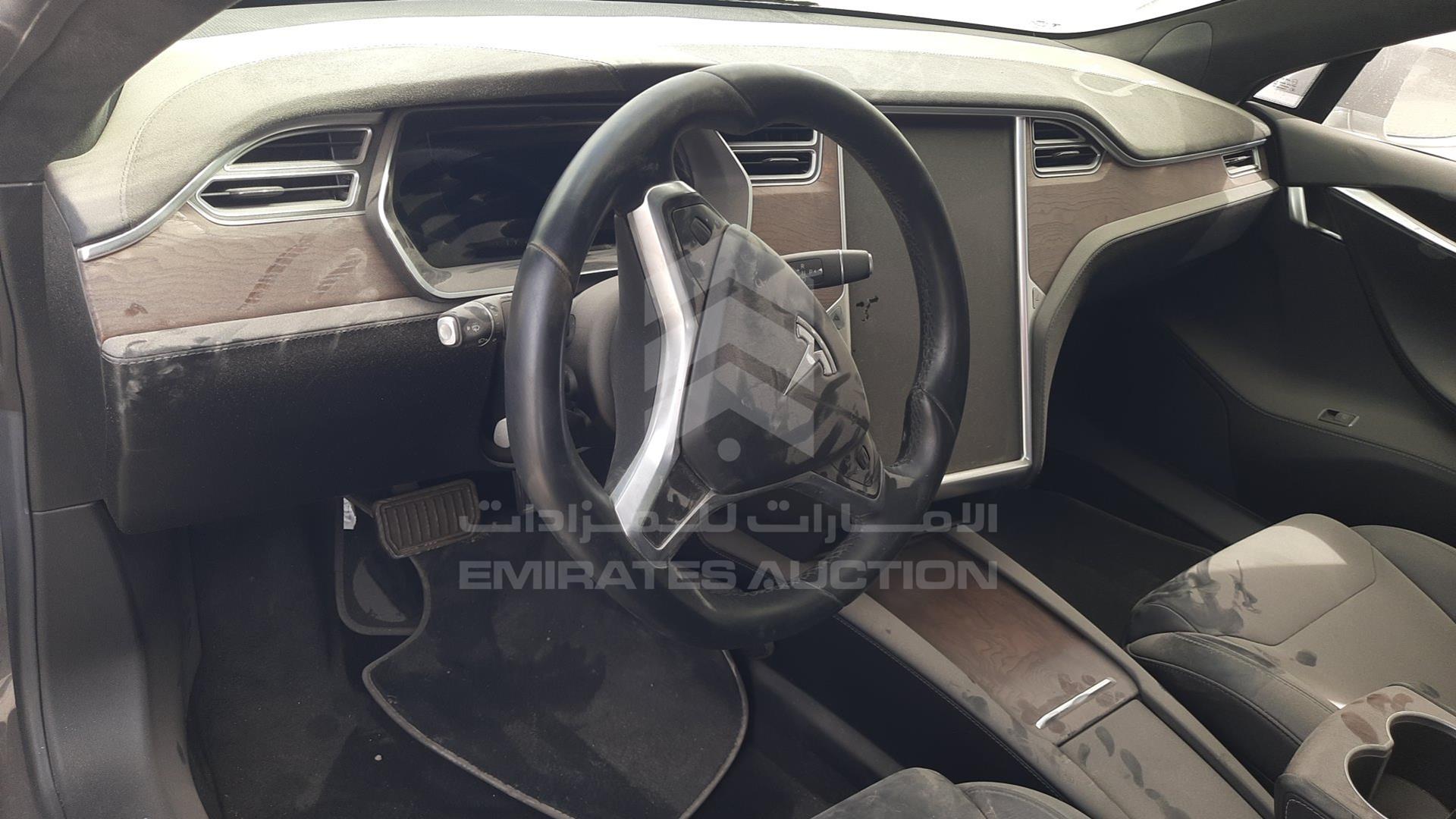 2017 TESLA MODEL S VIN: 5YJSA7E28HF204468