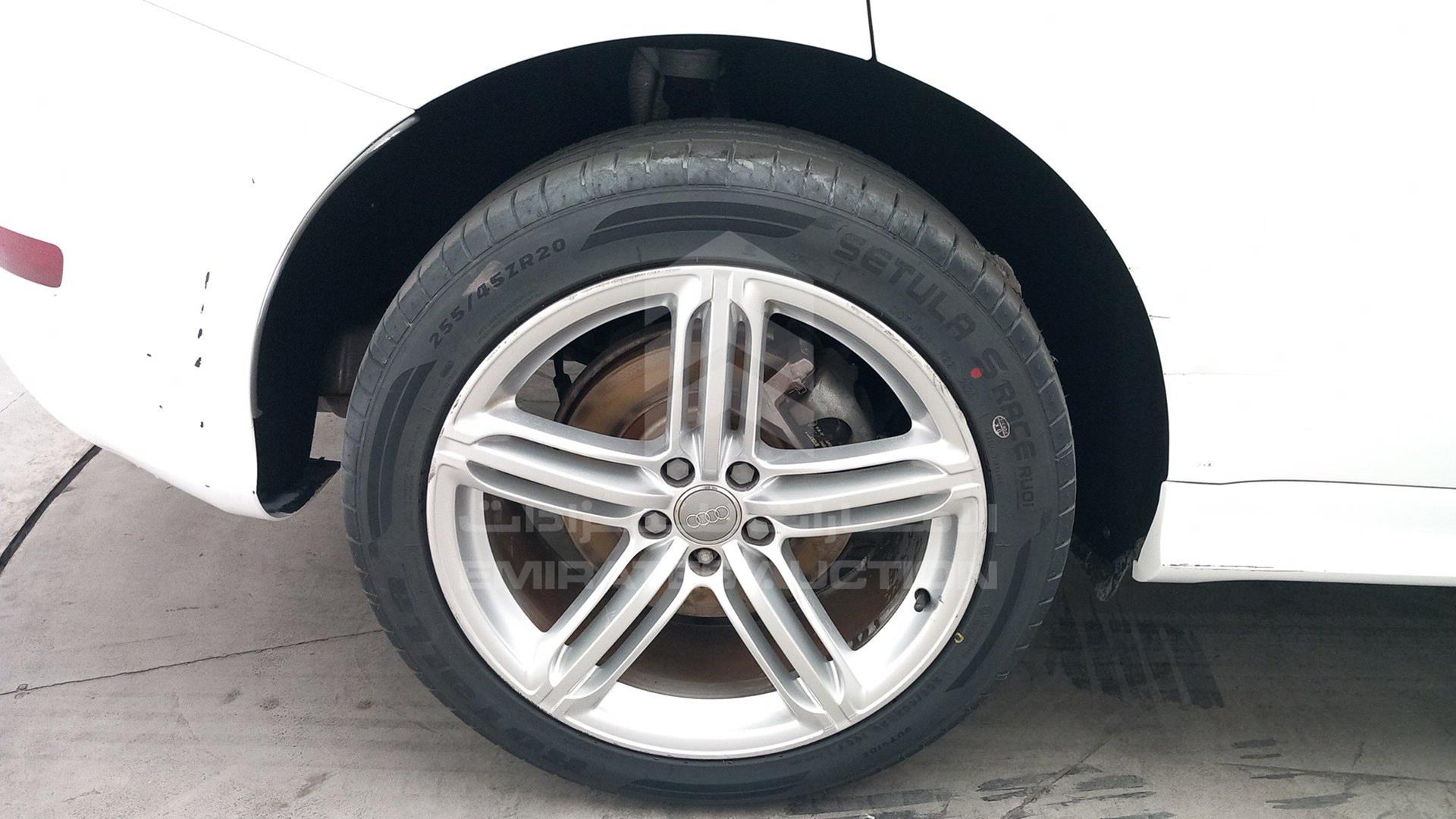 2012 AUDI Q5 VIN: WAUCKC8R2CA054679