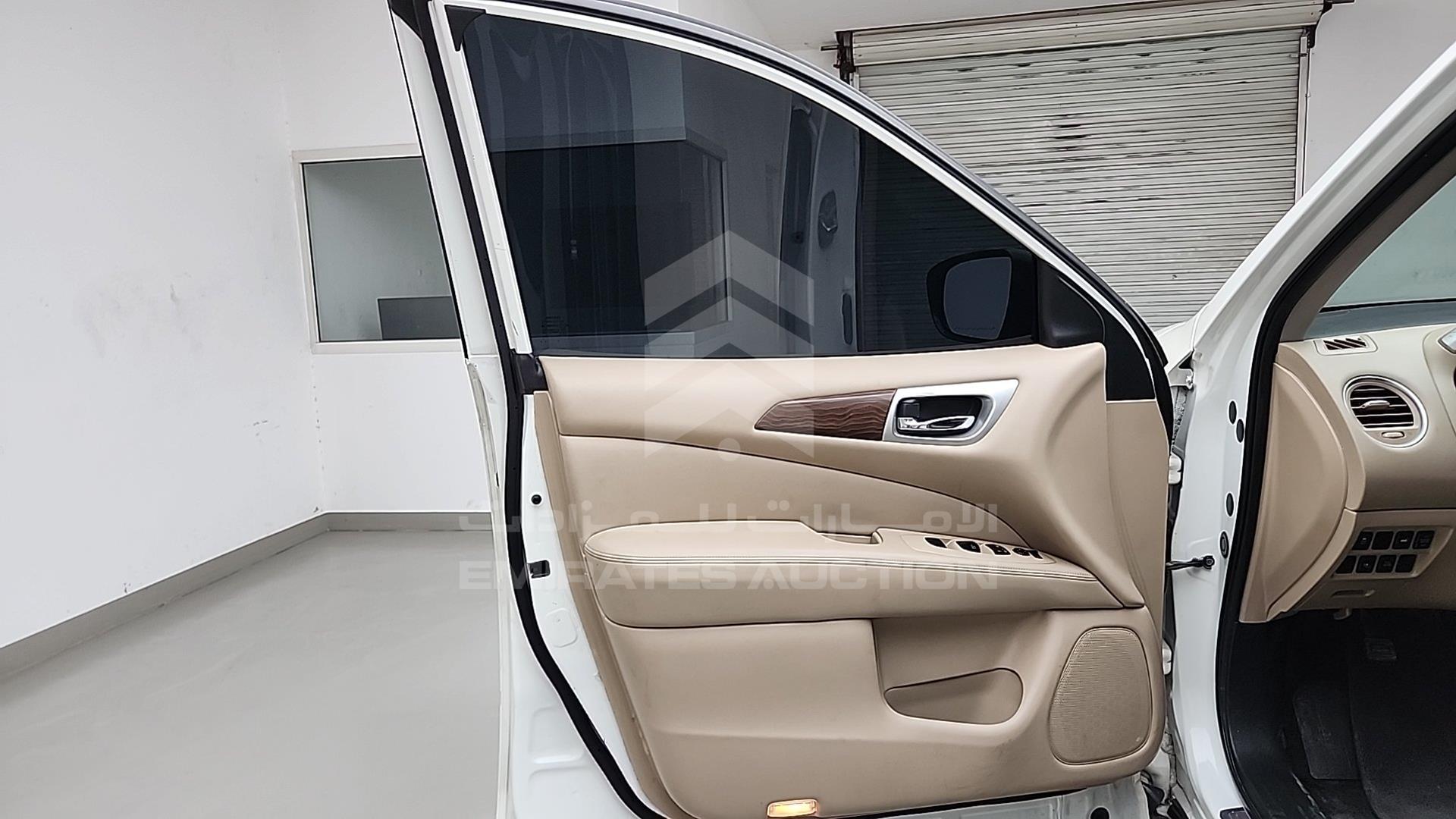 2019 NISSAN PATHFINDER VIN: 5N1CR2M84KC578937