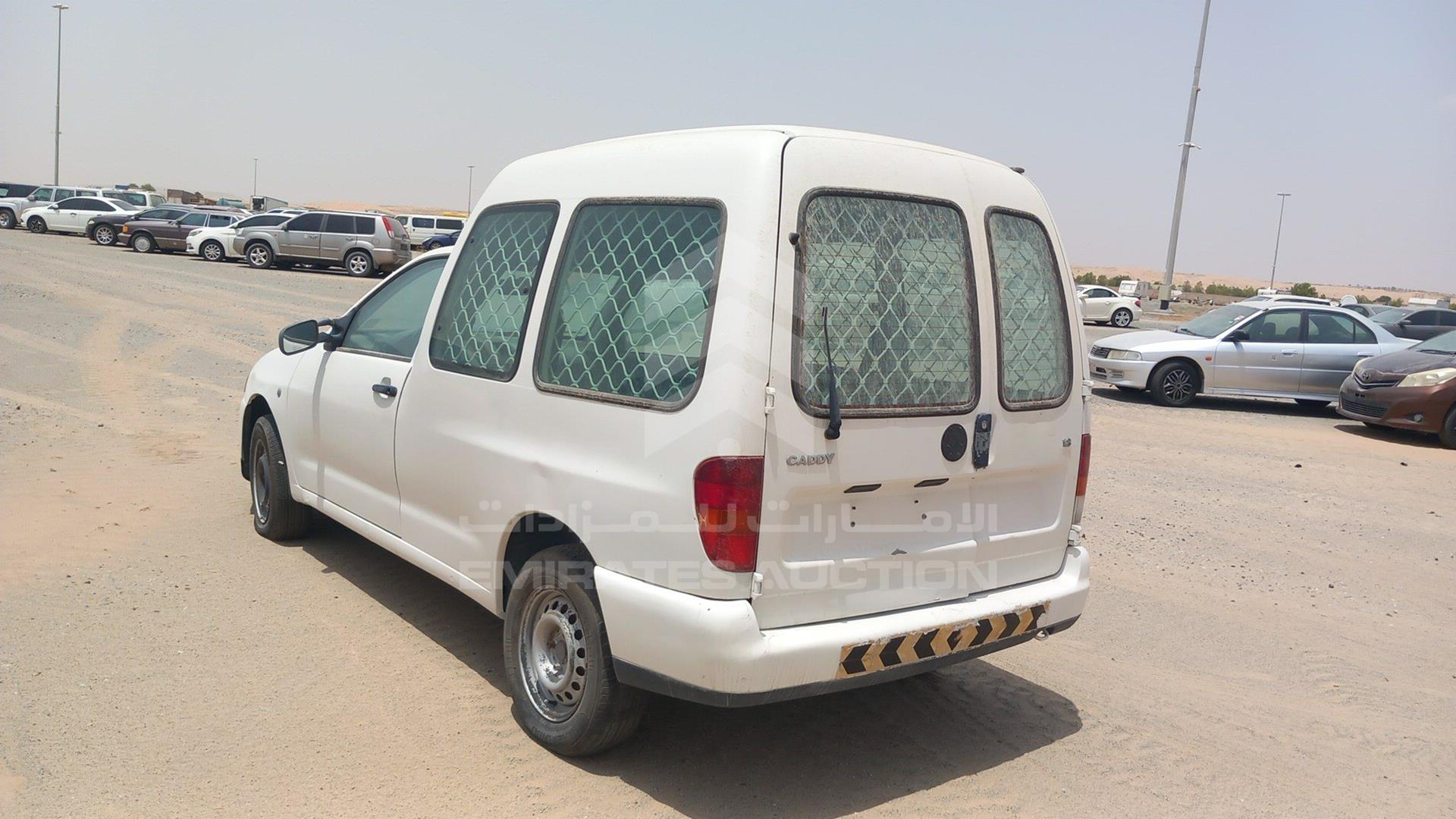 2008 VOLKSWAGEN CADDY VIN: 8AWLC09E89A004588