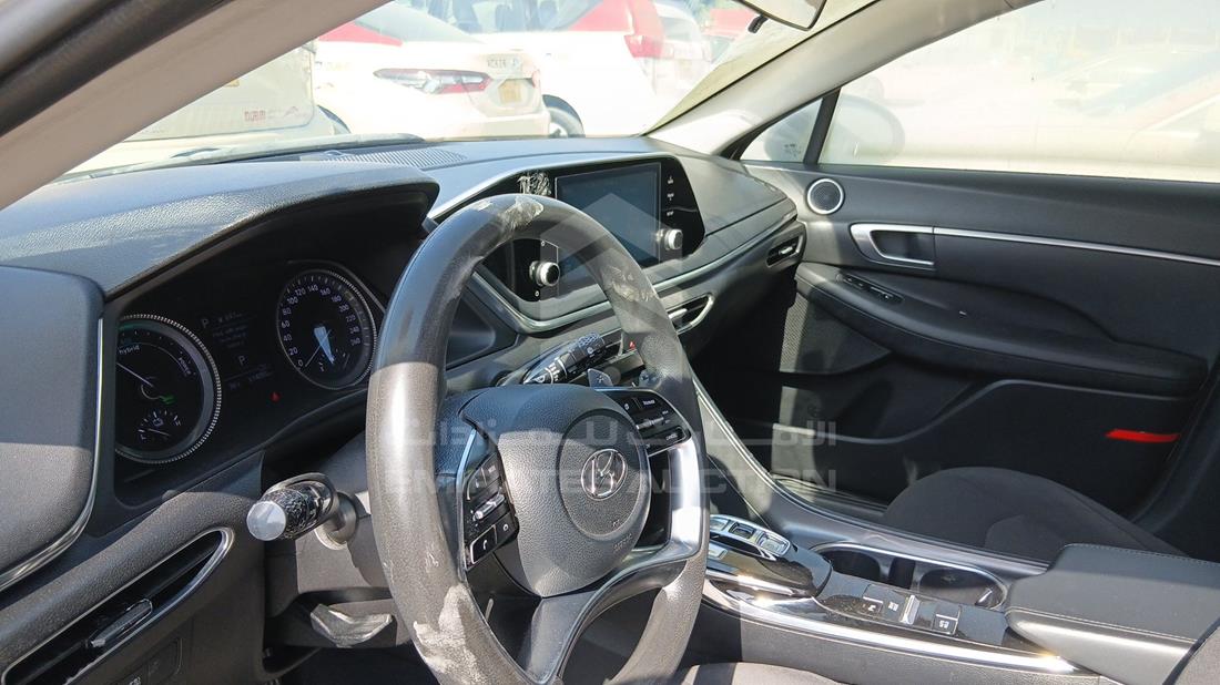 2021 Hyundai Sonata Hybrid — Front Left Driver Dashboard View — Photo 12