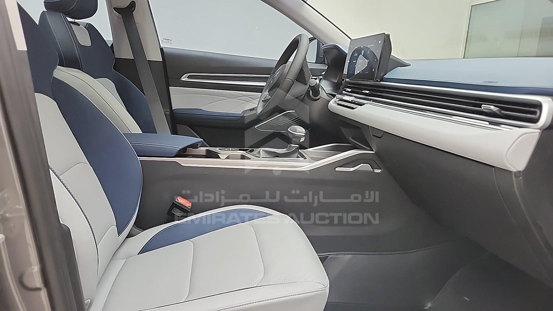 2024 GEELY EMGRAND VIN: LB3F31S2XRG023141