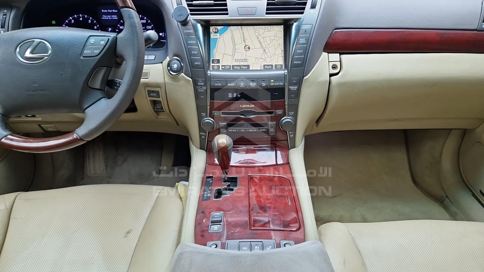 2007 LEXUS LS 460 VIN: JTHBL46F375009550