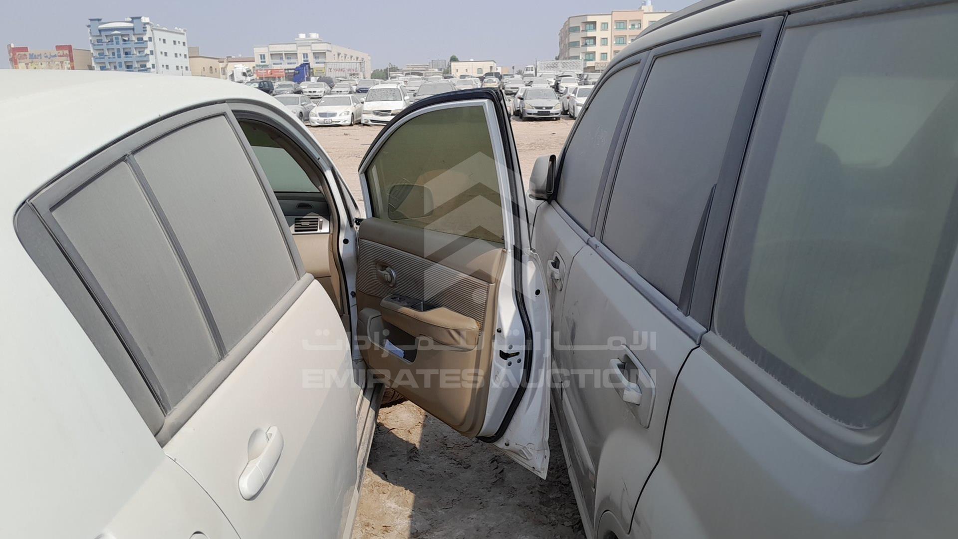 2011 NISSAN TIIDA VIN: 3N1BC1C85BL364821