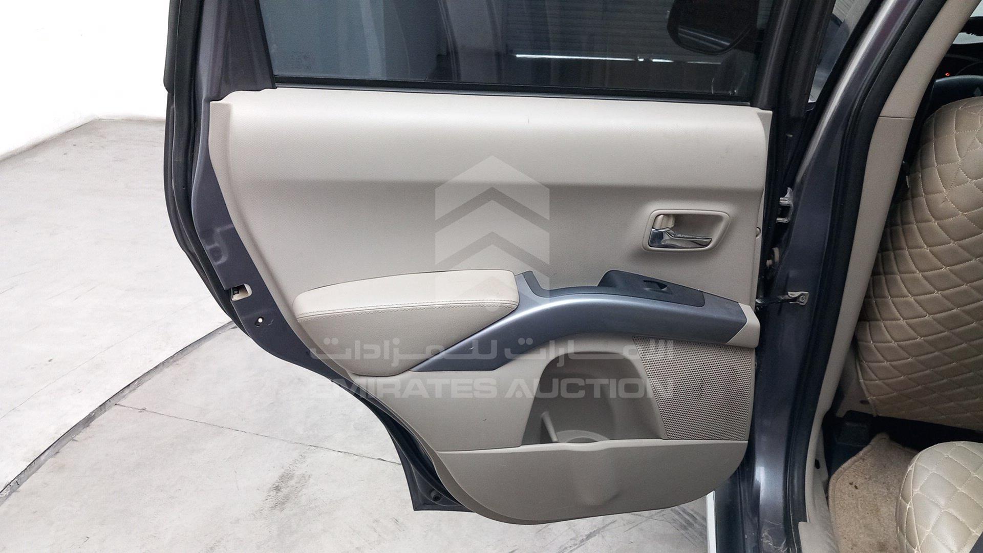 2010 MITSUBISHI OUTLANDER VIN: JMYXLCW6WAZ701229