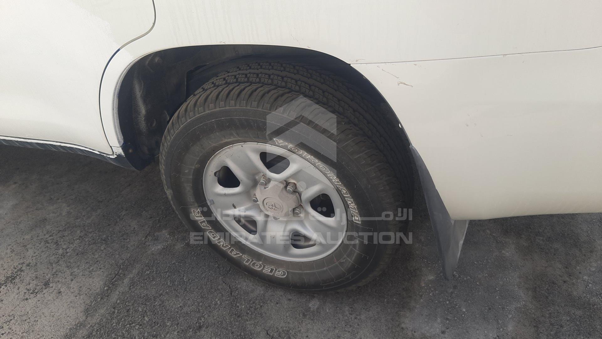 2013 TOYOTA LAND CRUISER VIN: JTMDU09J5D5065615