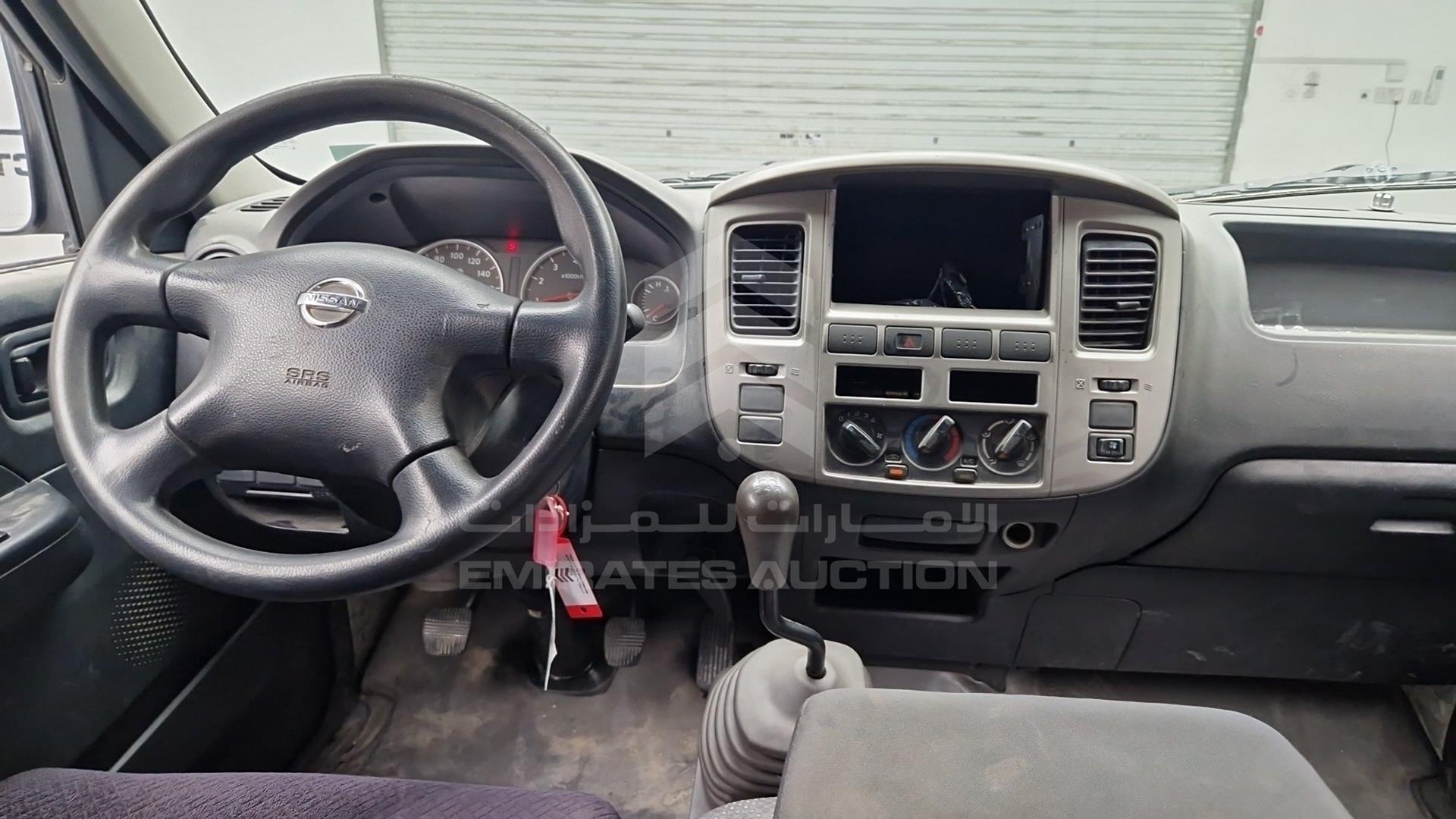 2010 NISSAN URVAN VIN: JN6AE54S1AX020701
