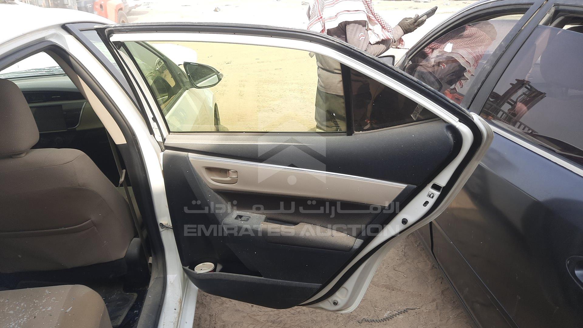 2014 TOYOTA COROLLA VIN: RKLBL9HE1E5200077