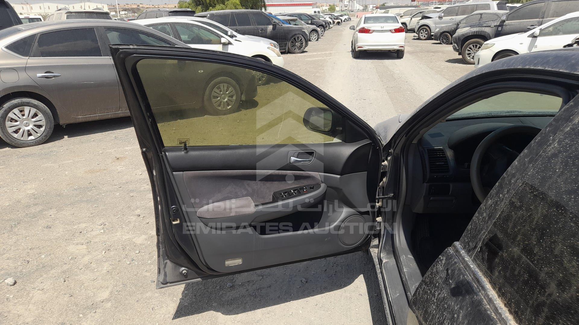 2006 HONDA ACCORD VIN: JHMCM56536C414672